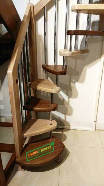 Деревянная лестница ЛВ-1.0 Деревянная лестница ЛВ-1.0