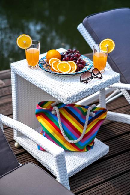 Комплект для отдыха из искусственного ротанга MILANO белый  Joygarden