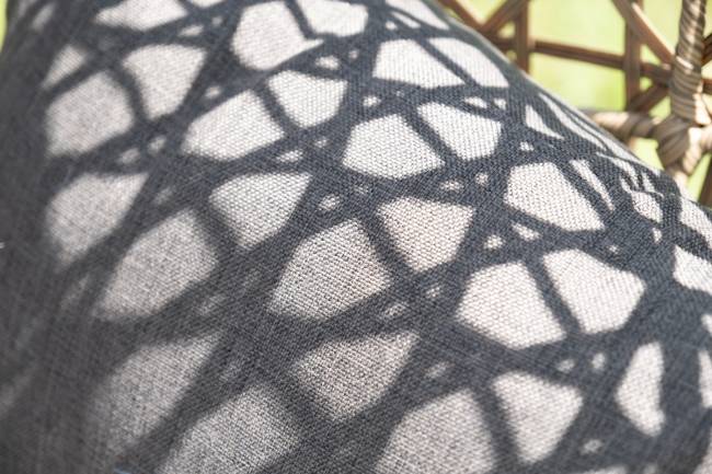 "Флоренция" подвесное кресло-кокон из искусственного ротанга, цвет соломенный с серой подушкой