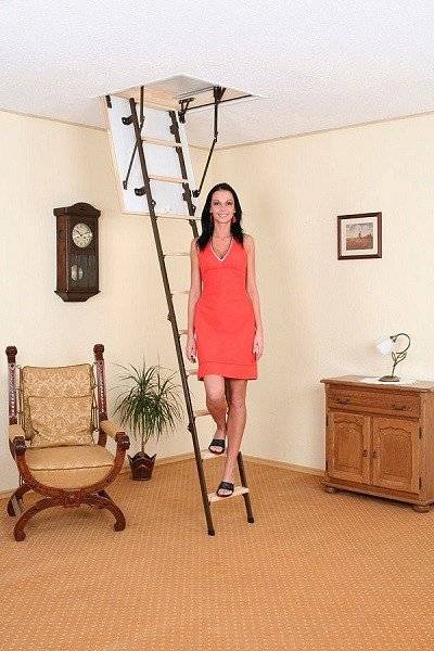 Чердачная складная лестница Stallux 280 120х70